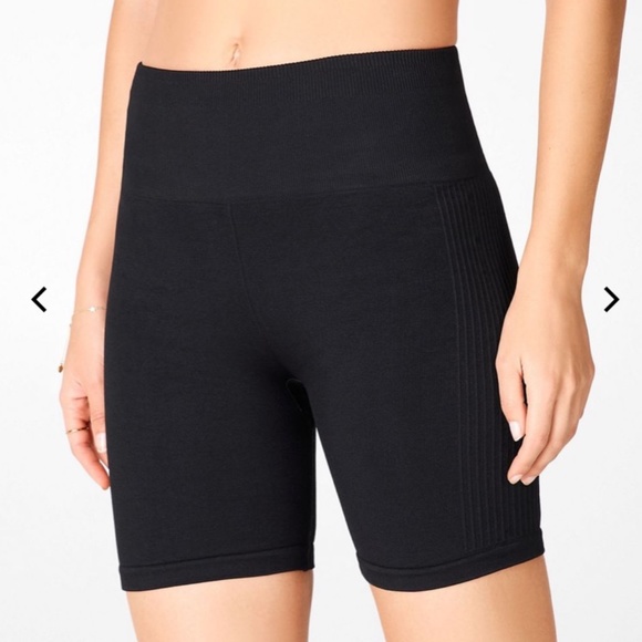 Fabletics Pants - NWT Fabletics High-Waisted ribbed biker short